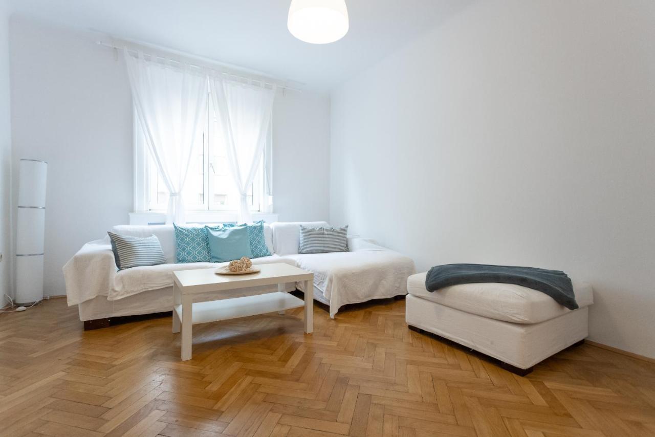 City Center Operastreet Apartment "Italy" Vienna Luaran gambar